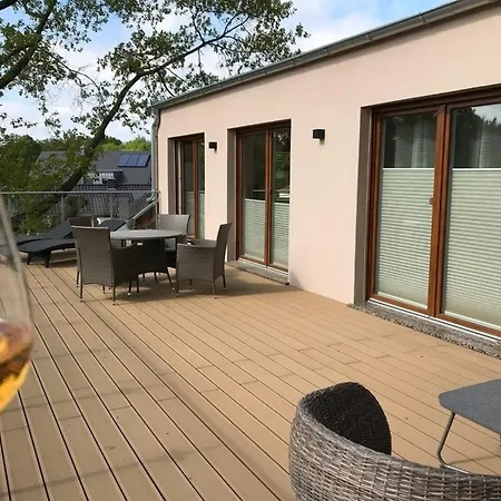 Edith Panorama * Lenz